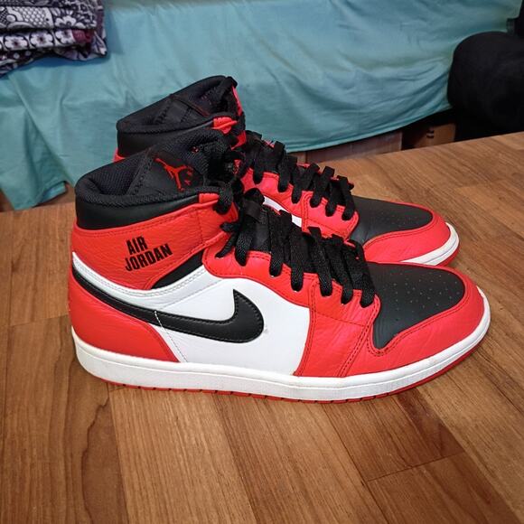 RARE Nike Jordan 1 Retro Air Max Red Mens Shoes 332550-800 Size 10.5 main image 6